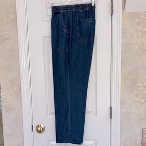 Talbots Chambray Blue Drawstring Relaxed Fit  Ankle Pants. EUC